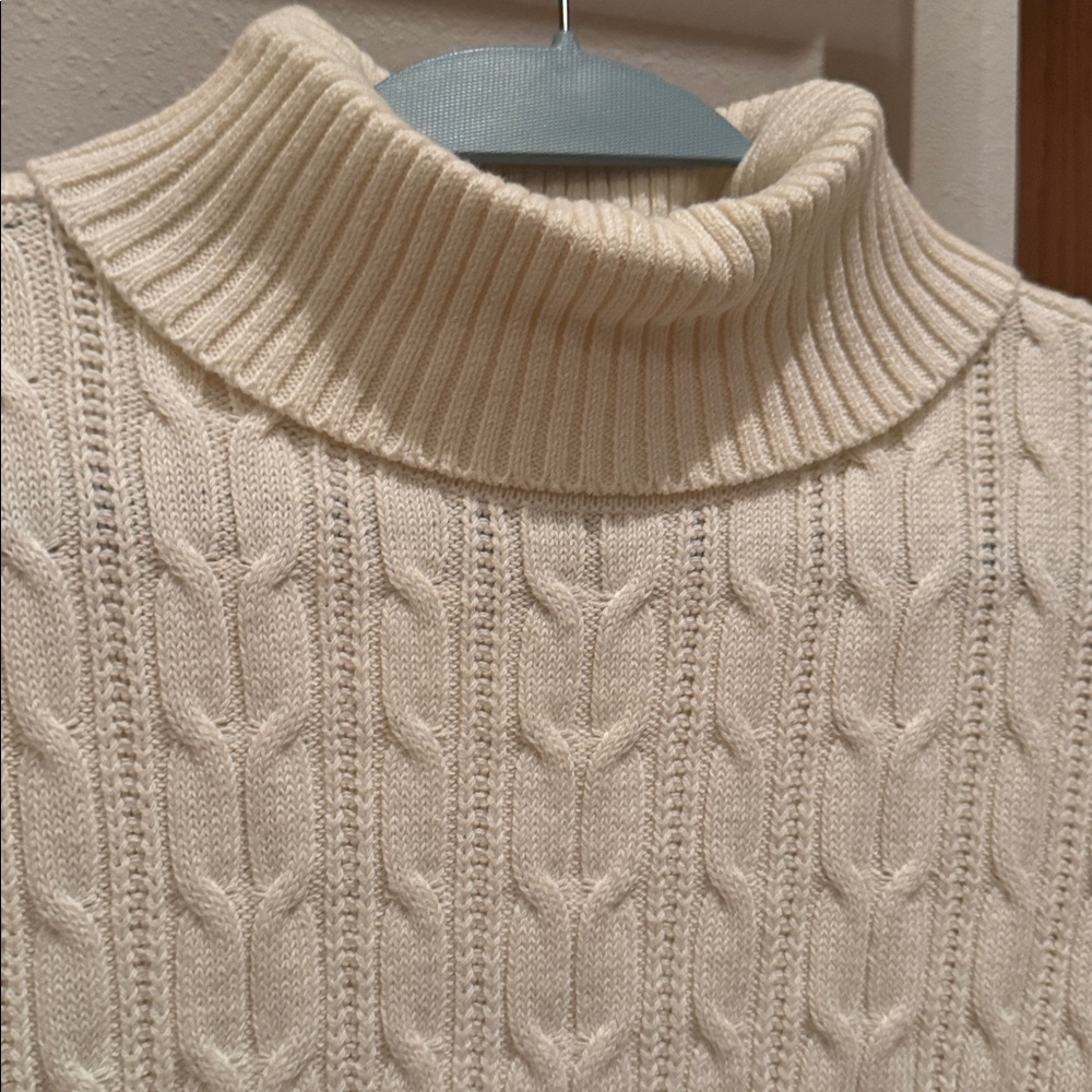 🆕 St. John's Bay Off-White Cable Knit Turtleneck Sweater - Picture 3 of 7